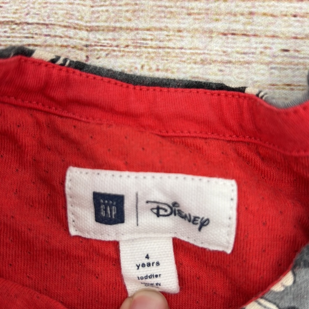 Gap Disney Mickey and Minnie Grey and Red Top Sz 4 - Picture 2 of 4
